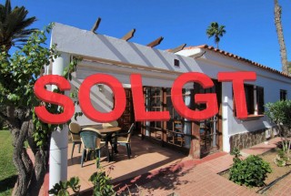 425 Flott bungalow i Maspalomas til salg - 2 soverom 1 bad - Solrik terrasse og felles basseng